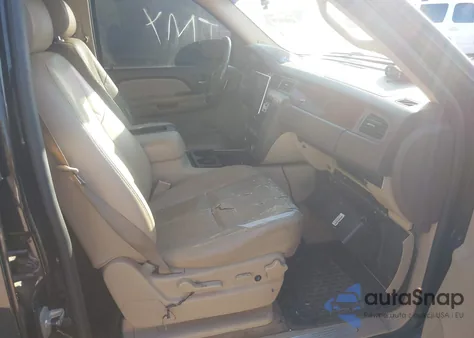 2009 GMC Yukon Xl 1500 Sle2 из США, поврежденный, VIN 1GKFC26009R198032